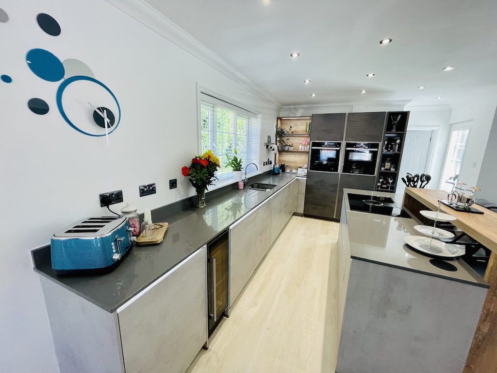 Tempimagewxwn8L | Coalville Kitchens, Leicestershire